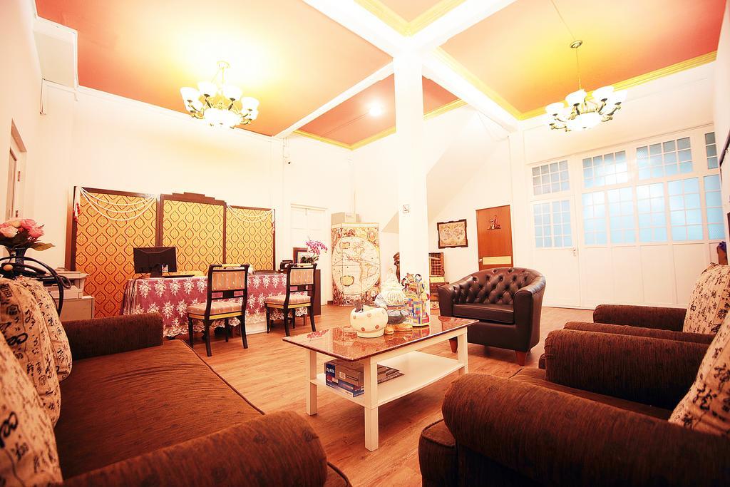 The Myth - Sud Sathorn Bed & Breakfast Bangkok Ngoại thất bức ảnh