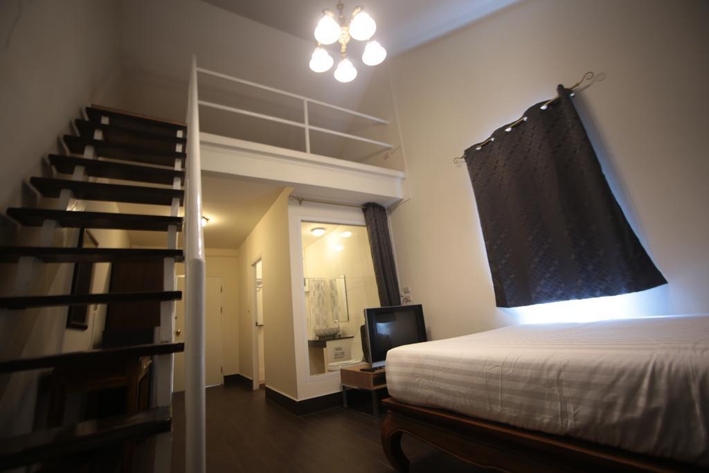The Myth - Sud Sathorn Bed & Breakfast Bangkok Phòng bức ảnh